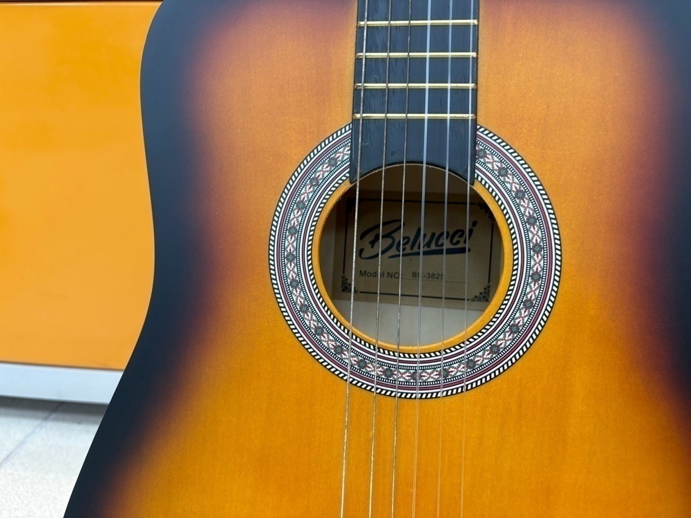 Гитара акустическая Belucci BC 3825 SB