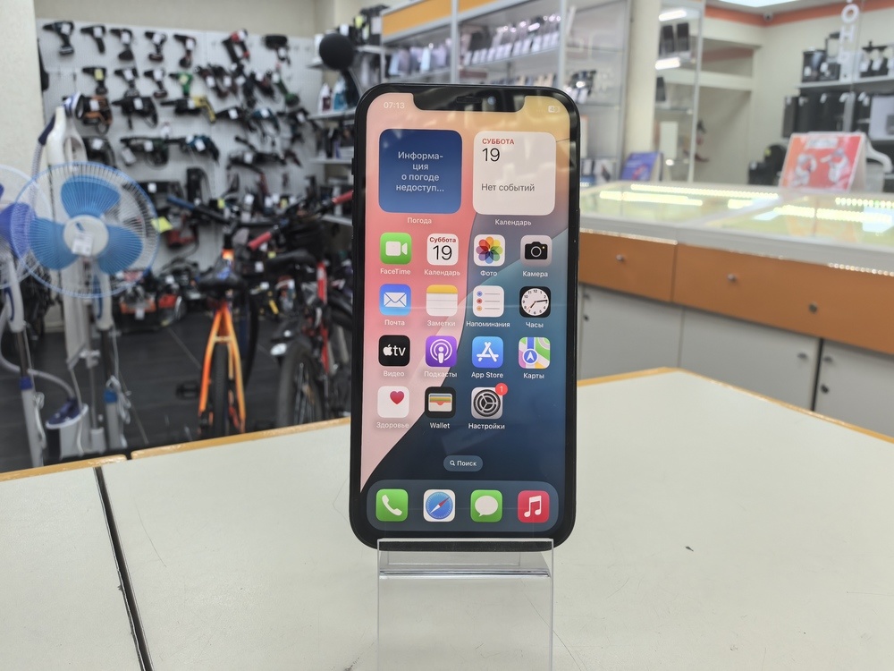 Смартфон Apple iPhone 12 128Gb