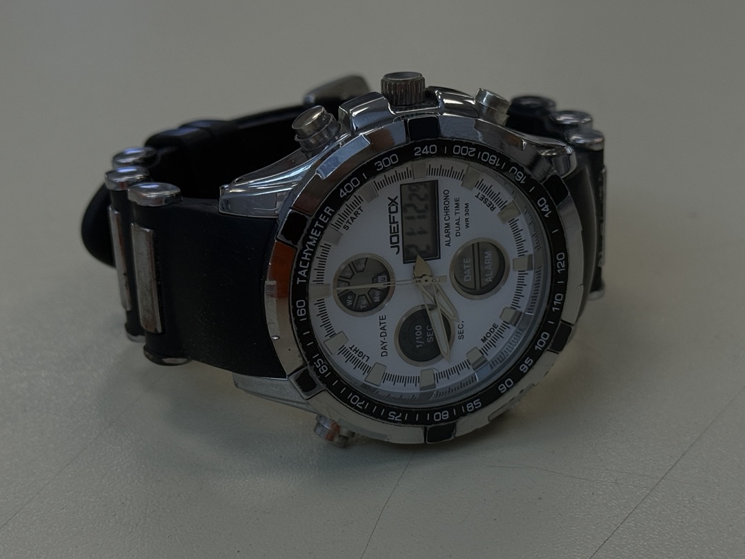 Часы наручные Casio AQ-230