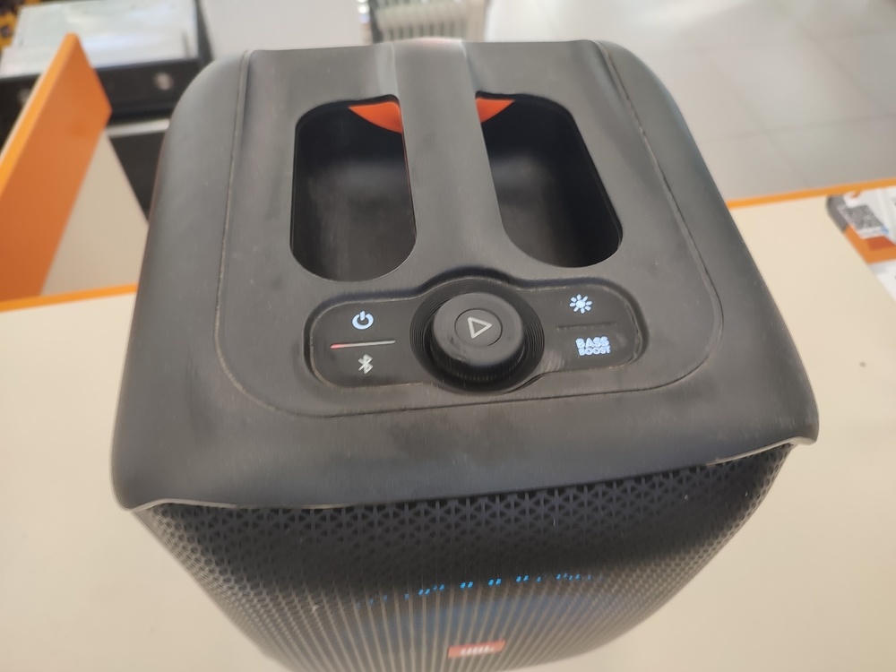 Портативная акустика JBL Partybox Encore Essential