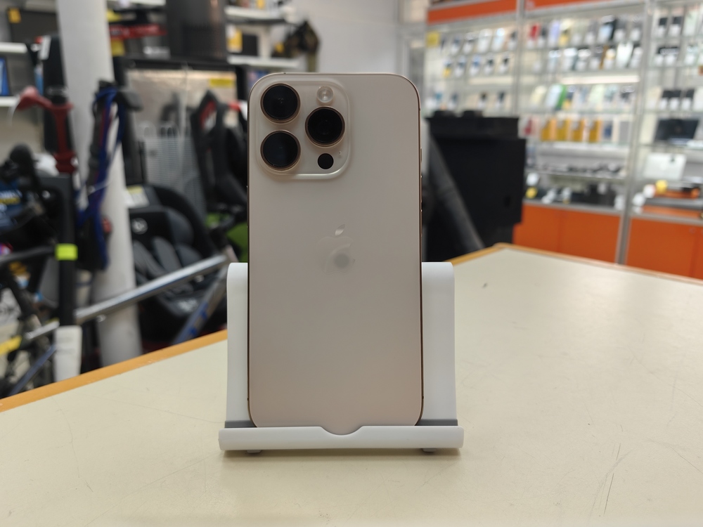 Смартфон Apple Iphone 16 Pro 128Gb