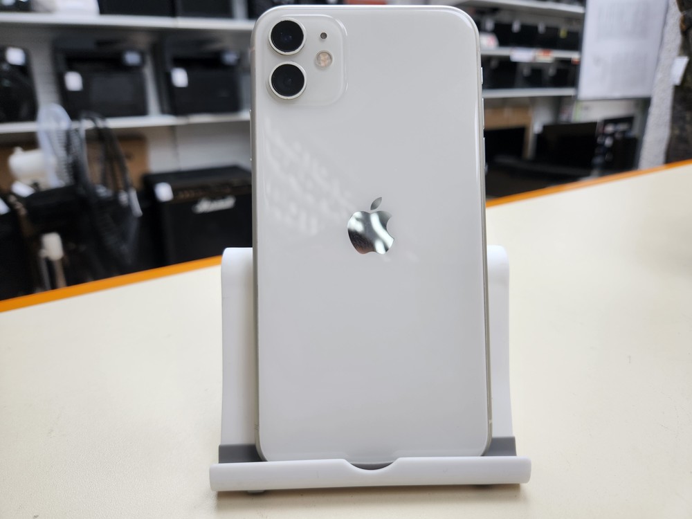 Смартфон Apple iPhone 11 128Gb