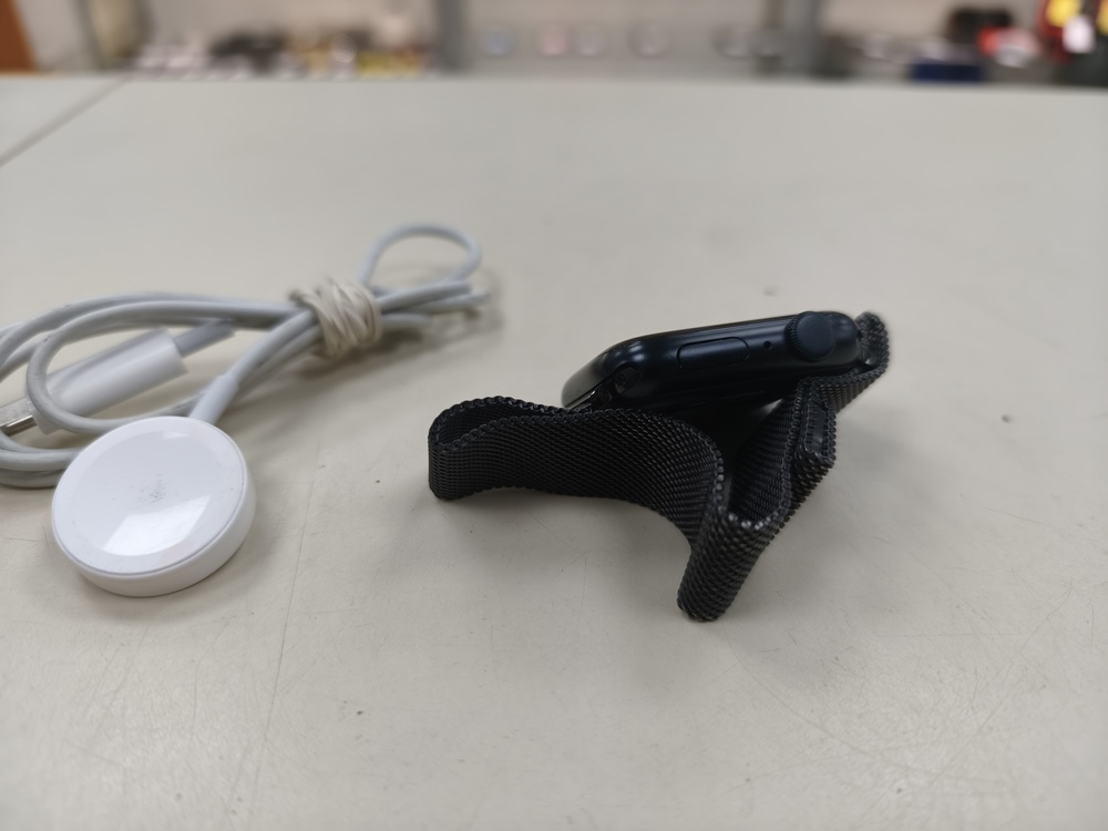 Смарт-часы Apple Watch SE 2022 44mm