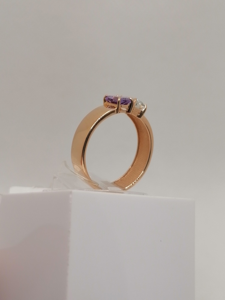 КОЛЬЦО С КАМНЯМИ (Au 585)