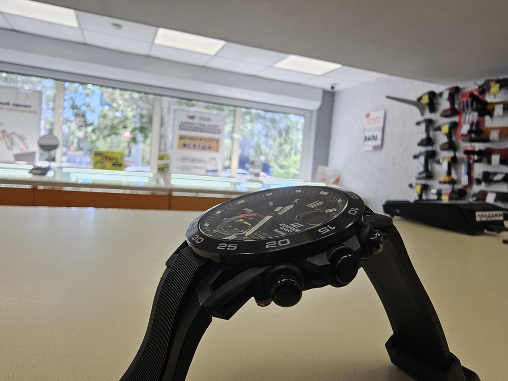 Часы наручные Casio Edifice ECB-40D-1A