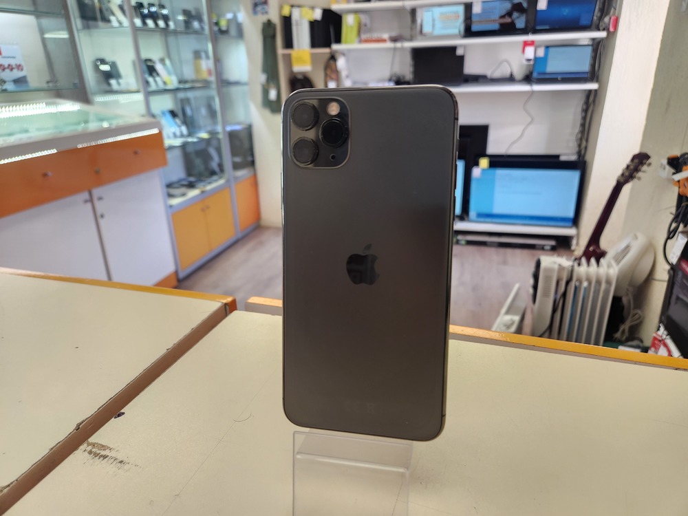 Смартфон Apple iPhone 11 Pro Max 64Gb