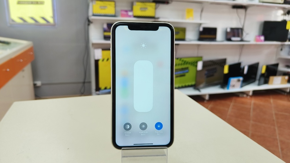 Смартфон Apple iPhone 11 128Gb
