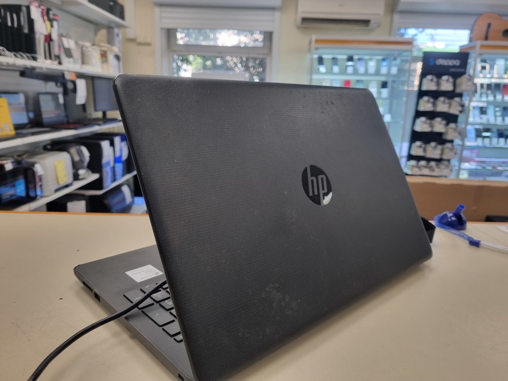 Ноутбук HP; A9-9425, Radeon R5 series, 4 Гб, Нет, 1 Tb