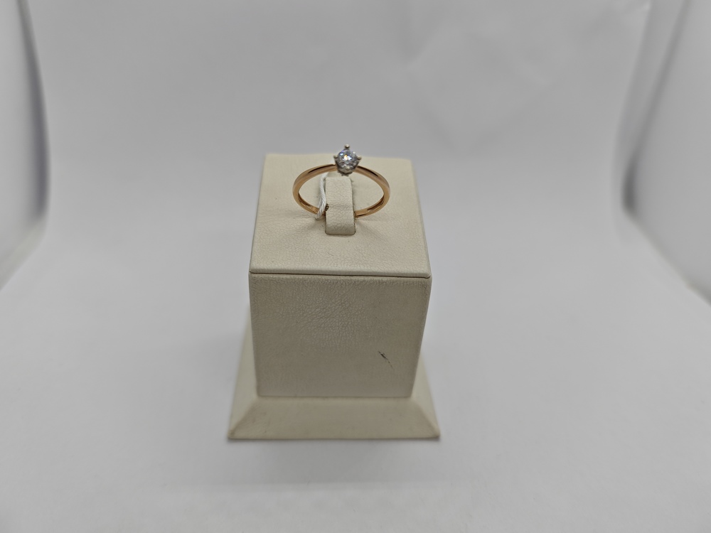 КОЛКМ585 КОЛЬЦО С КАМНЕМ (Au 585)