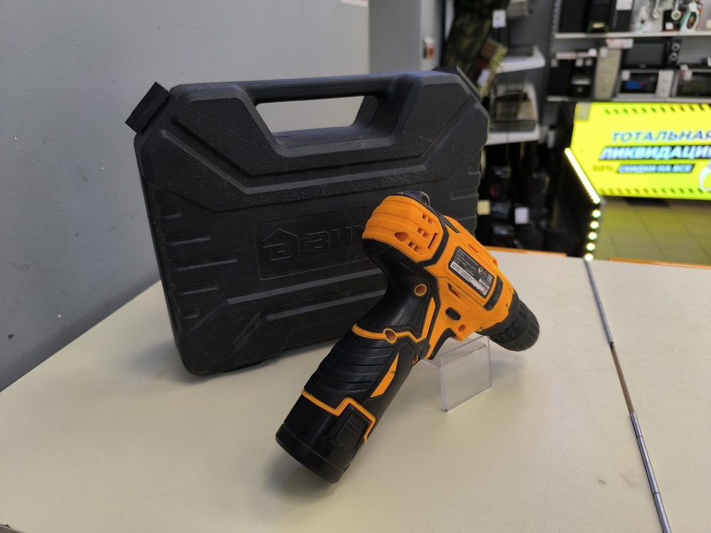 Шуруповерт Вихрь ДА-12Л-2 Шуруповерт Вихрь ДА-12Л-2