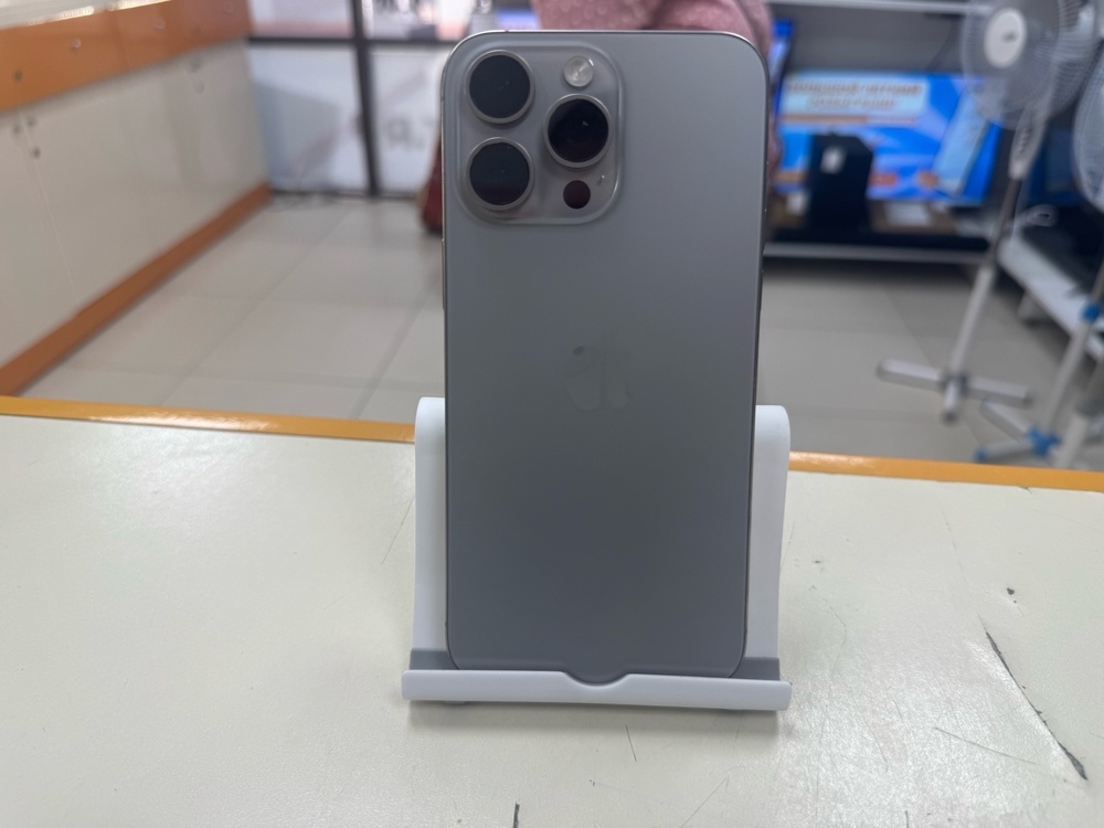 Смартфон Apple iPhone 15 Pro Max 512Gb