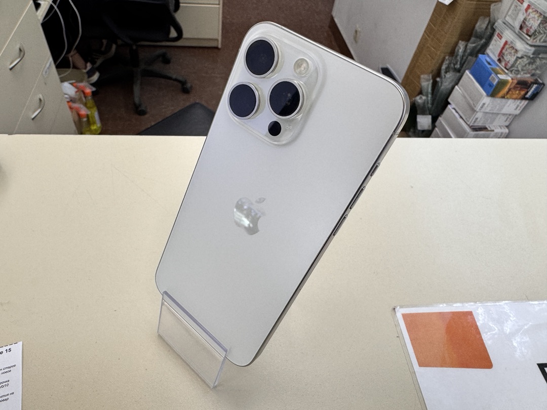 Смартфон Apple iPhone 15 Pro Max 256Gb