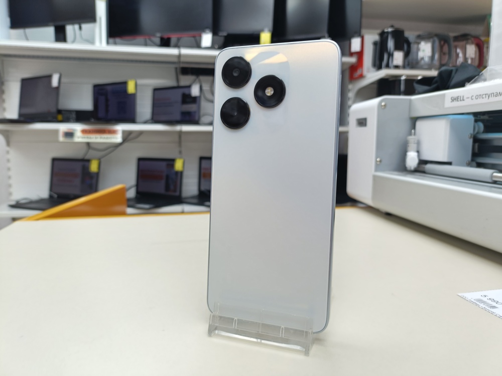 Смартфон Tecno Spark 10 4/128