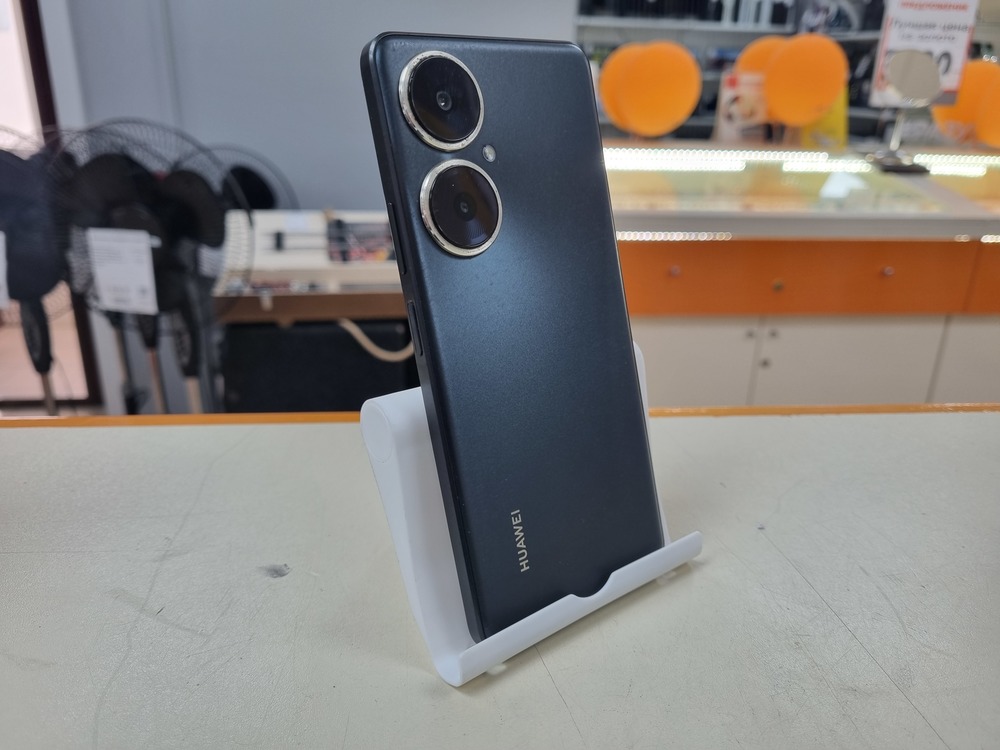 Смартфон Huawei Nova 11i 8/128