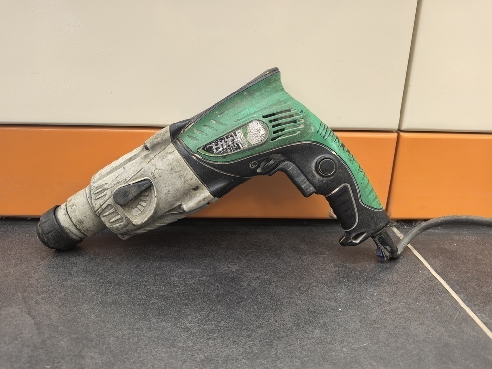 Перфоратор Hitachi DH22PG