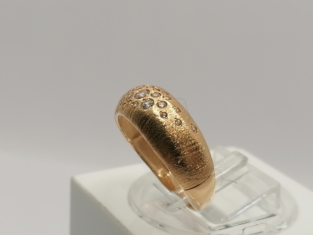 КОЛЬЦО С КАМНЯМИ (Au 585)