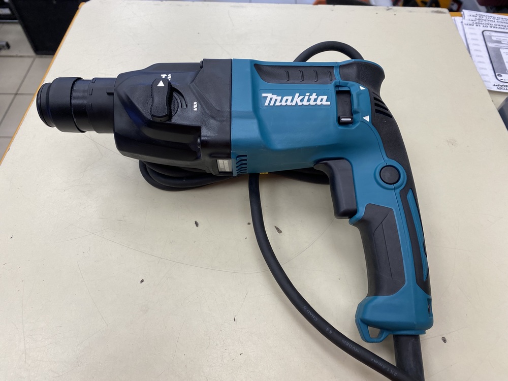 Перфоратор Makita HR 1840