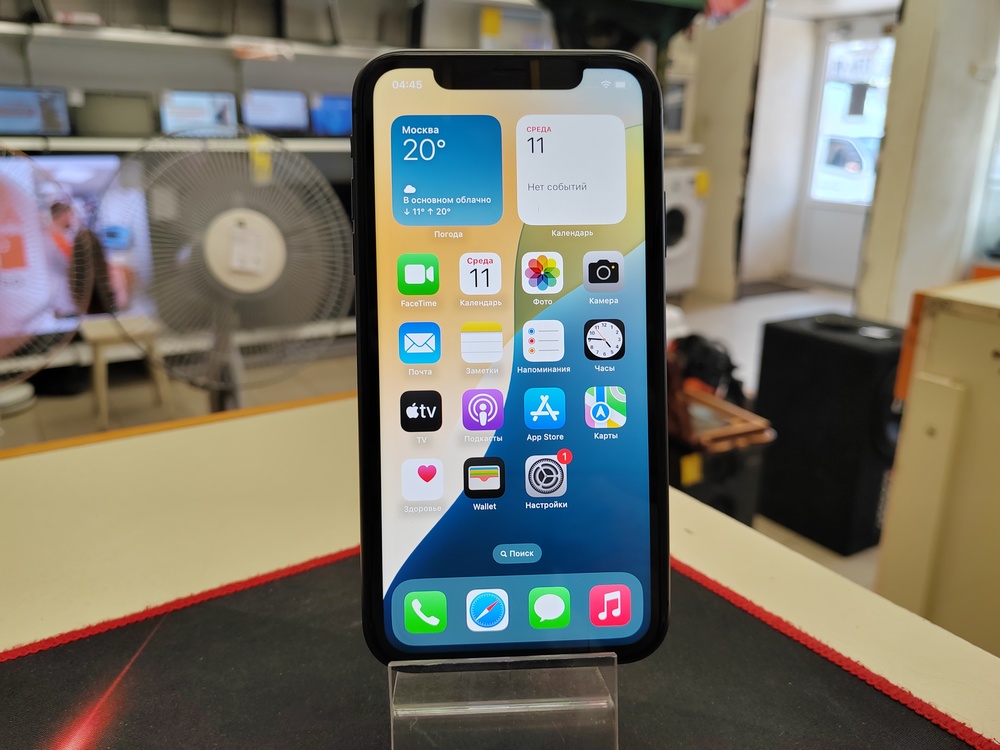 Смартфон Apple iPhone 11 64Gb