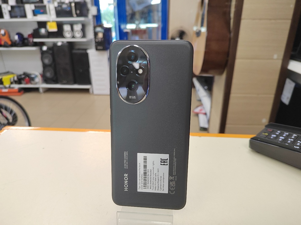 Смартфон Honor 200 8/256