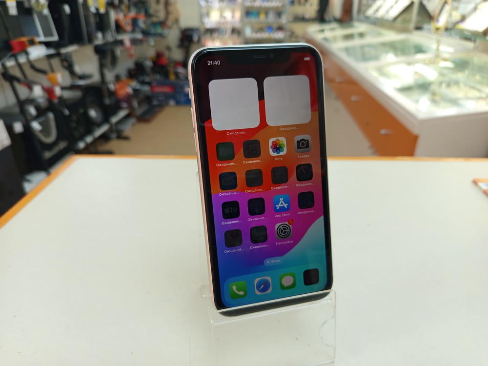 Смартфон Apple iPhone 11 128Gb