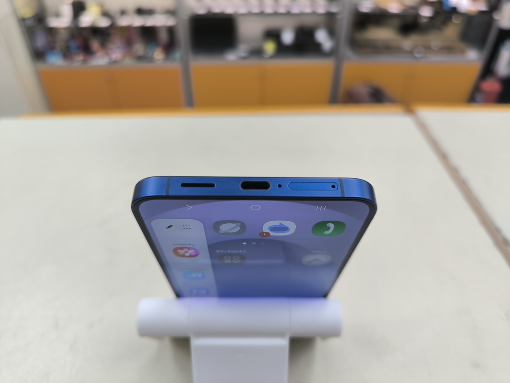 Смартфон Samsung Galaxy S25+ 12/256