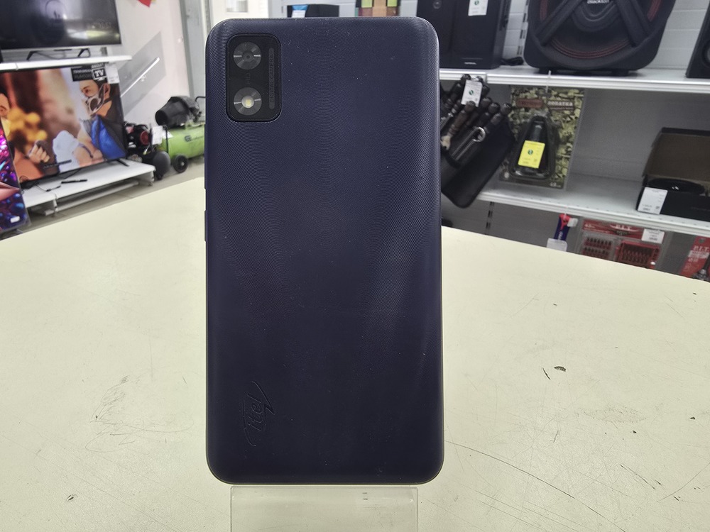 Смартфон Itel A17