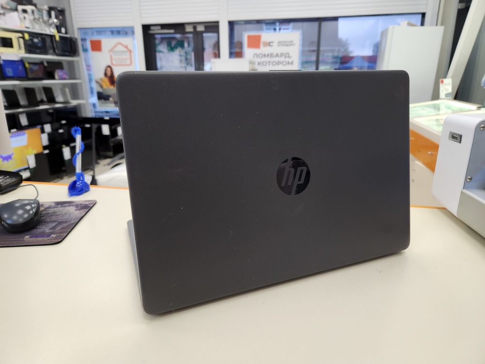 Ноутбук HP Laptop 15S-EQ1312UR; Silver 3050U, AMD Radeon (TM) Graphics, 4 Гб, 128 Гб, Нет