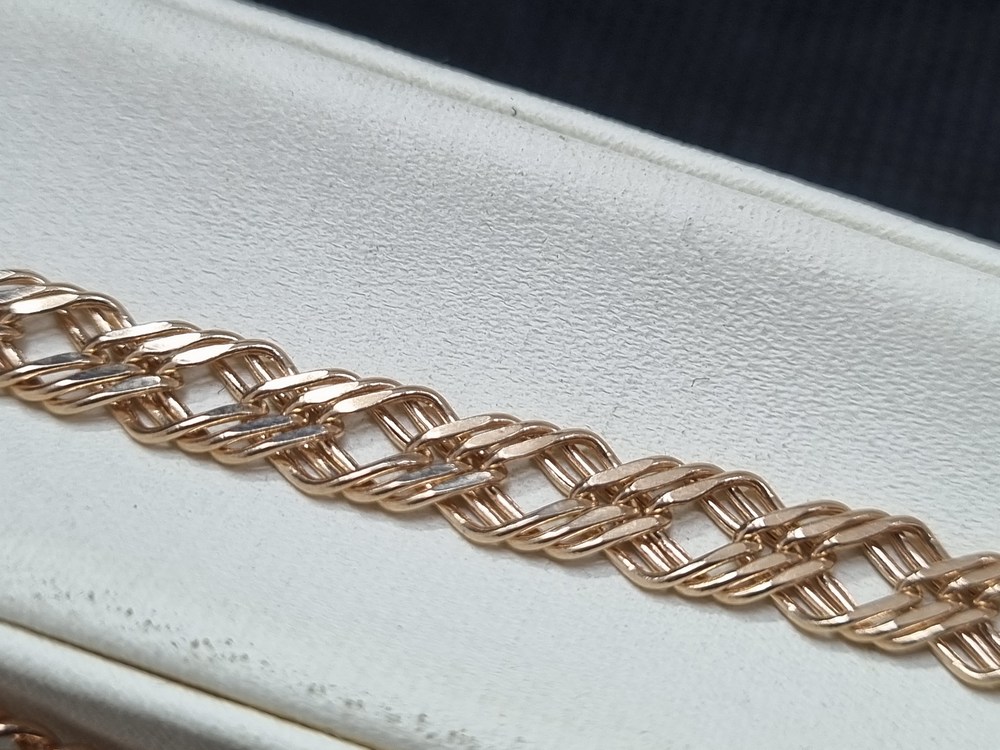 ЦЕПЬ ПУСТОТЕЛАЯ Ромб тройной (Au 585)