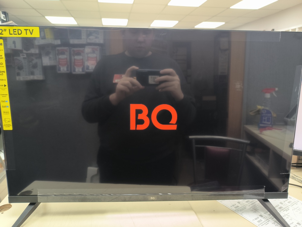 LED Телевизор BQ 32FS01B