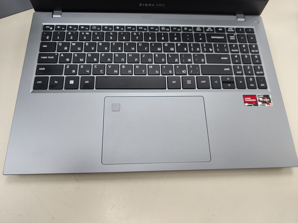 Ноутбук DIGMA; Ryzen 5 7430U, AMD Radeon (TM) Graphics, 16 Гб, 500 Гб, Нет