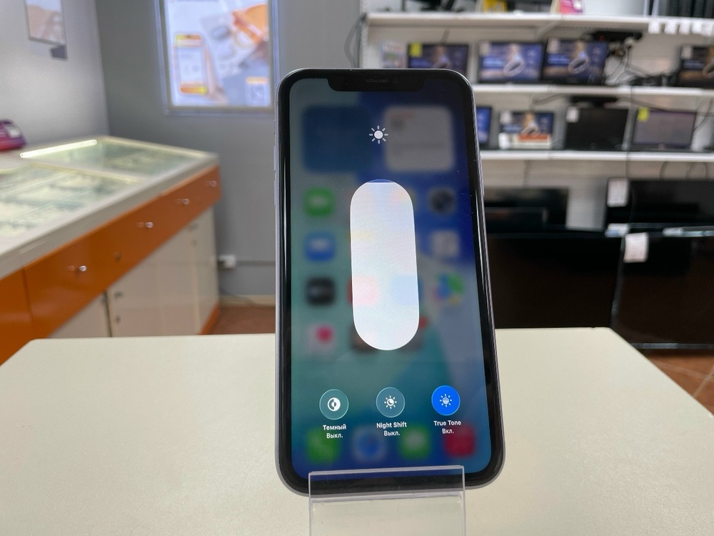 Смартфон Apple iPhone 11 128Gb