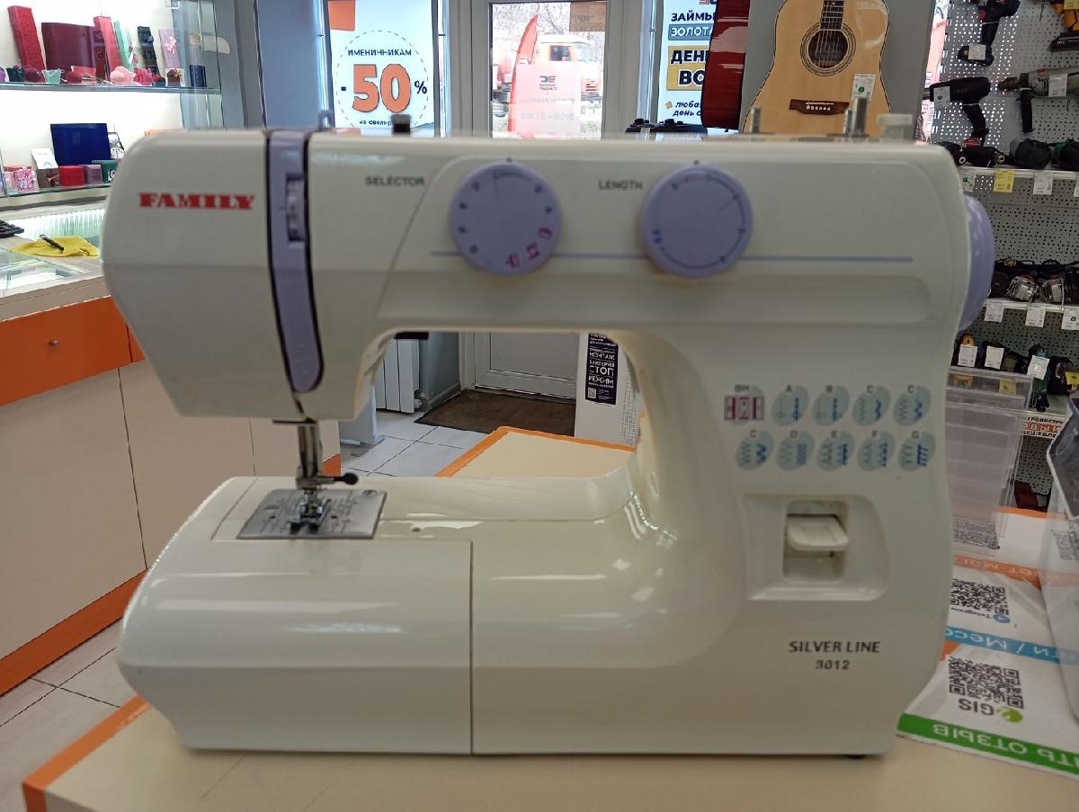 Швейная машина Janome SL3012