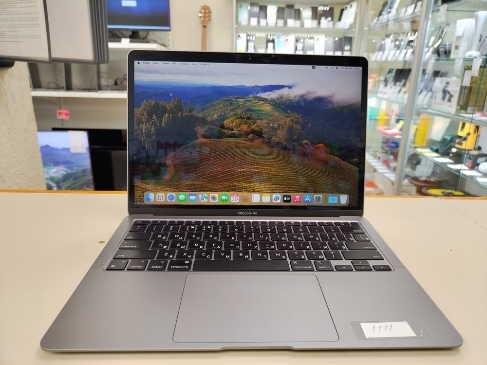 Ноутбук Apple Macbook M1 2337; Apple M1, HD Graphics, 8 Гб, 256 Гб, Нет