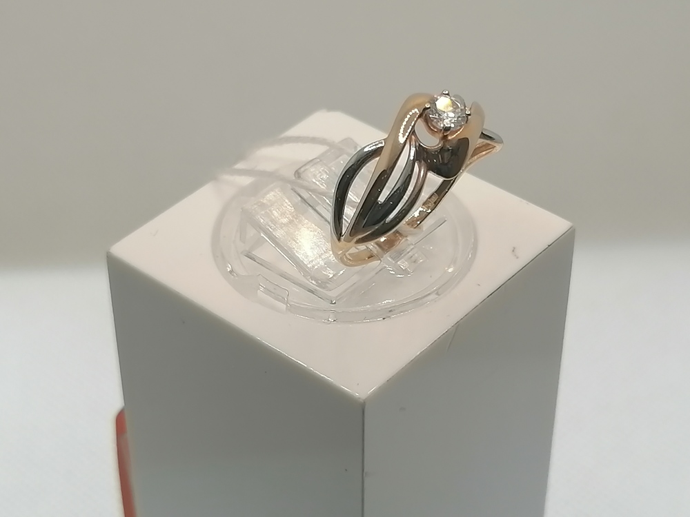 КОЛКМ585 КОЛЬЦО С КАМНЕМ (Au 585) КОЛКМ585 КОЛЬЦО С КАМНЕМ (Au 585)