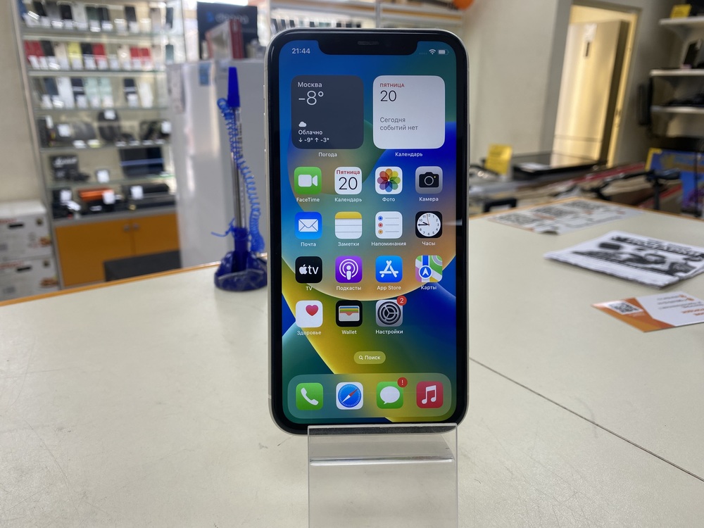 Смартфон Apple iPhone 11 64Gb