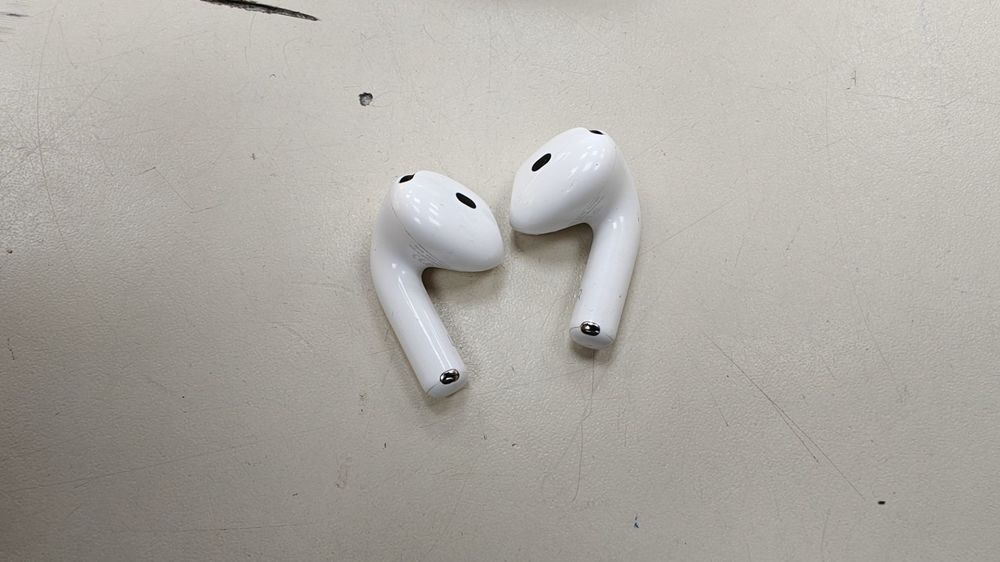 Наушники беспроводные Apple AirPods 4 Без ANC