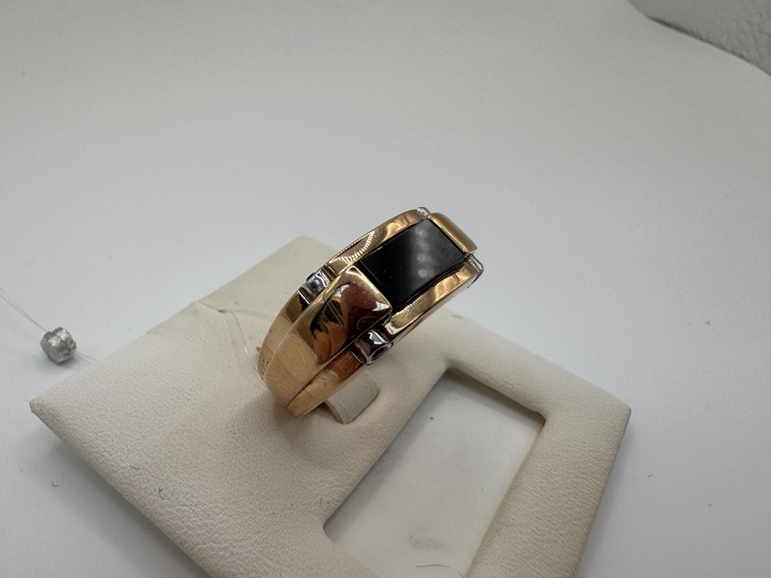 08-540153 КОЛЬЦО ПЕЧАТКА с камнями (Au 585)