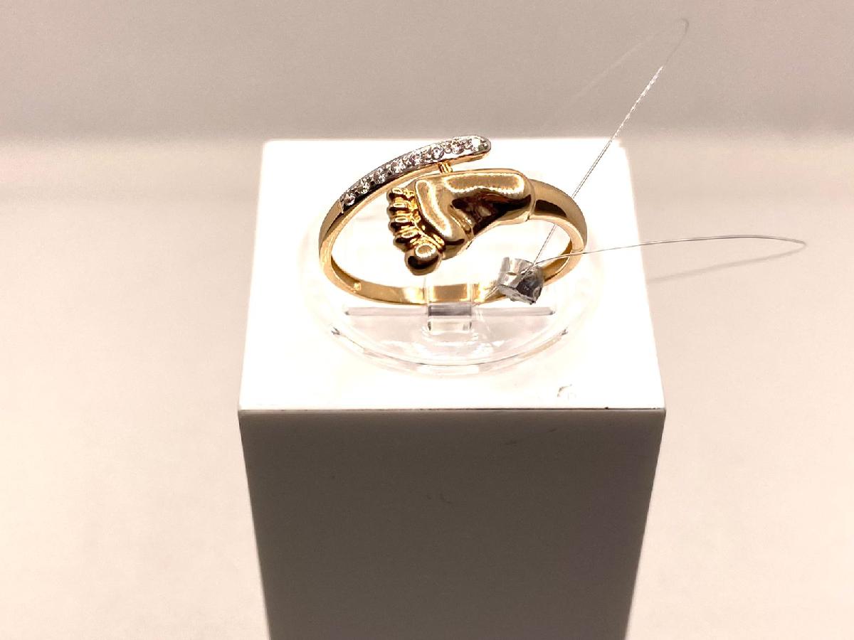 КОЛЬЦО С КАМНЯМИ (Au 585)