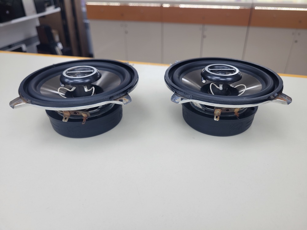 Автоакустика передняя  ICQ-502