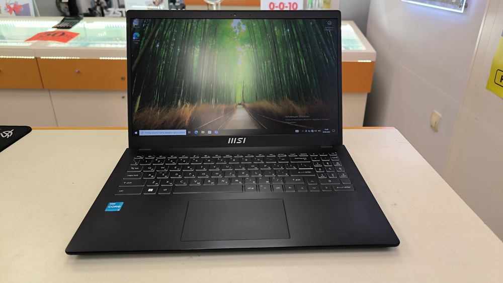 Ноутбук MSI 15b-111; I3-1115G4, Нет, 8 Гб, 256 Гб, Нет