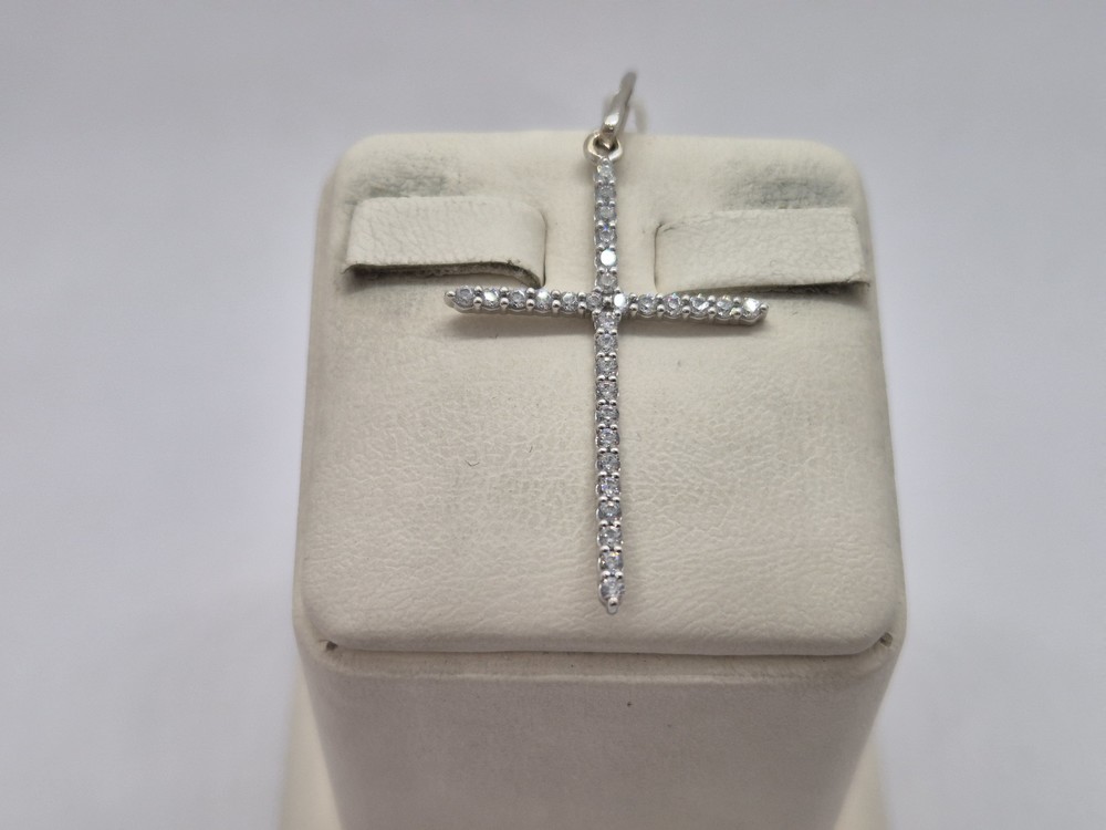 ПОДККИ585 ПОДВЕСКА КРЕСТ С КАМНЯМИ (Au 585)