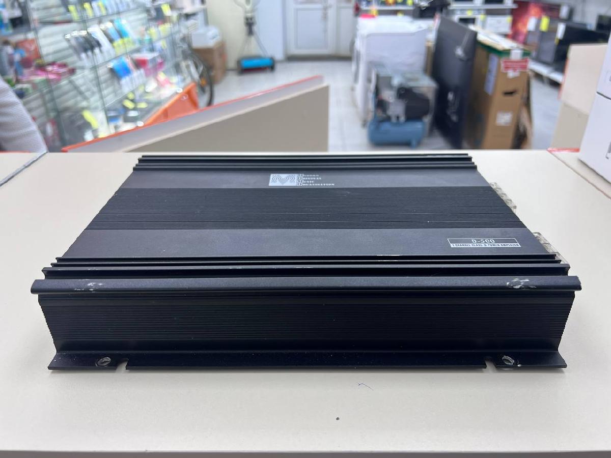 Усилитель моноблок Momo D-500;