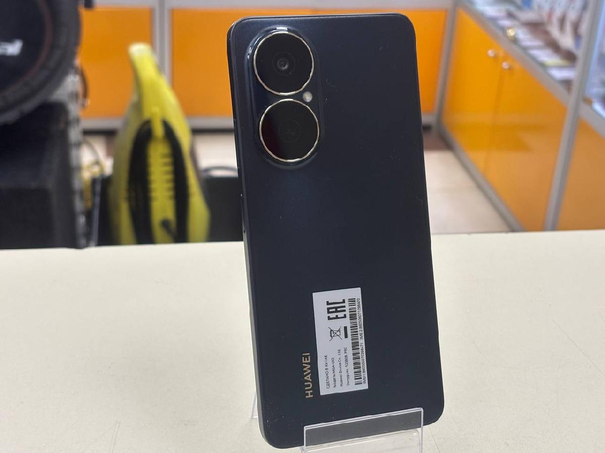 Смартфон Huawei Nova Y73 8/128