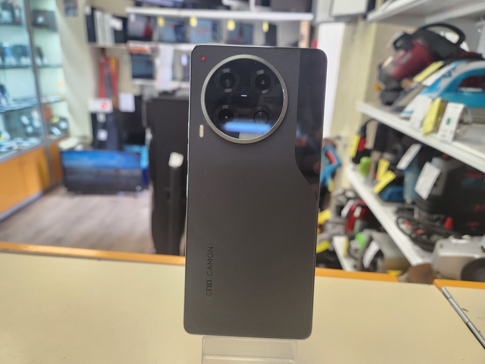 Смартфон Tecno Camon 30 8/256