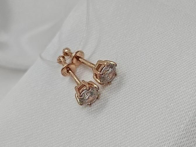 с2611 СЕРЬГИ ПУСЕТЫ с камнем (Au 585)