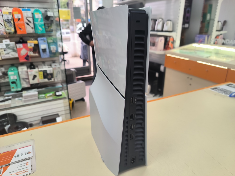 Игровая приставка PlayStation 5 Slim 1TB (С дисководом)