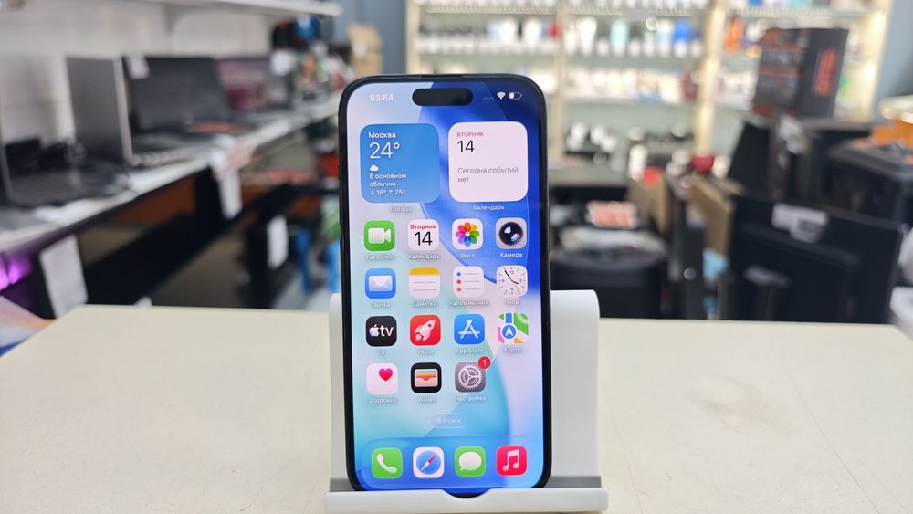 Смартфон Apple Iphone 15 128Gb