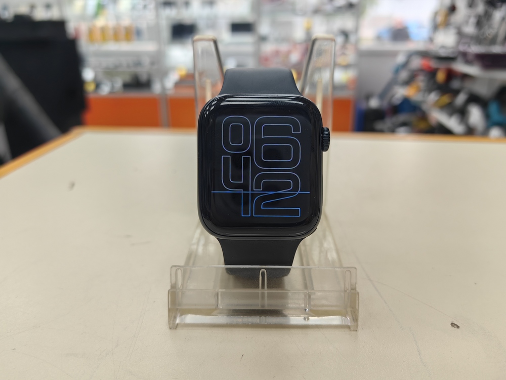 Смарт-часы Apple Watch SE 2022 44mm
