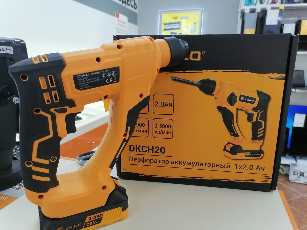 Перфоратор Deko DKCH20