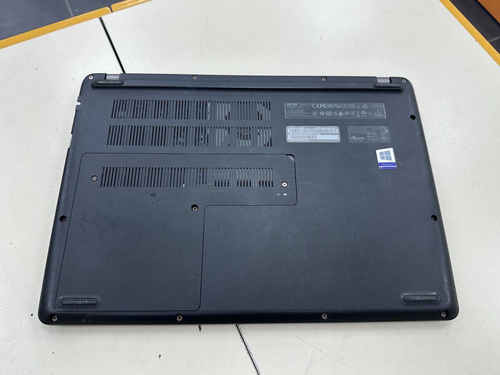 Ноутбук Acer; Core i3-8130U, Нет, 8 Гб, 128 Гб, Нет